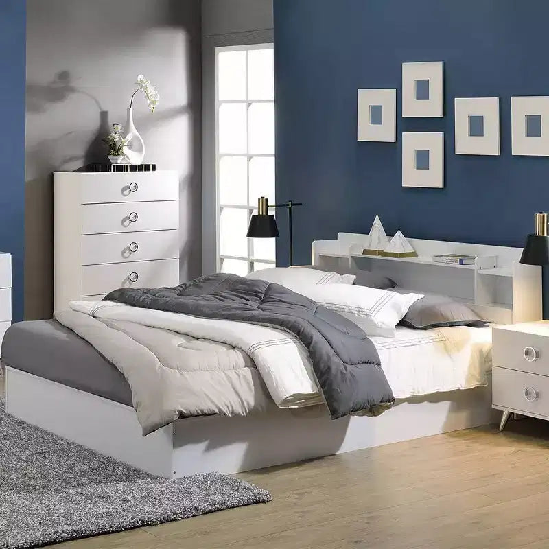 83" Queen Bed Bed White Finish