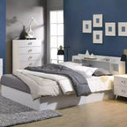 83" Queen Bed Bed White Finish