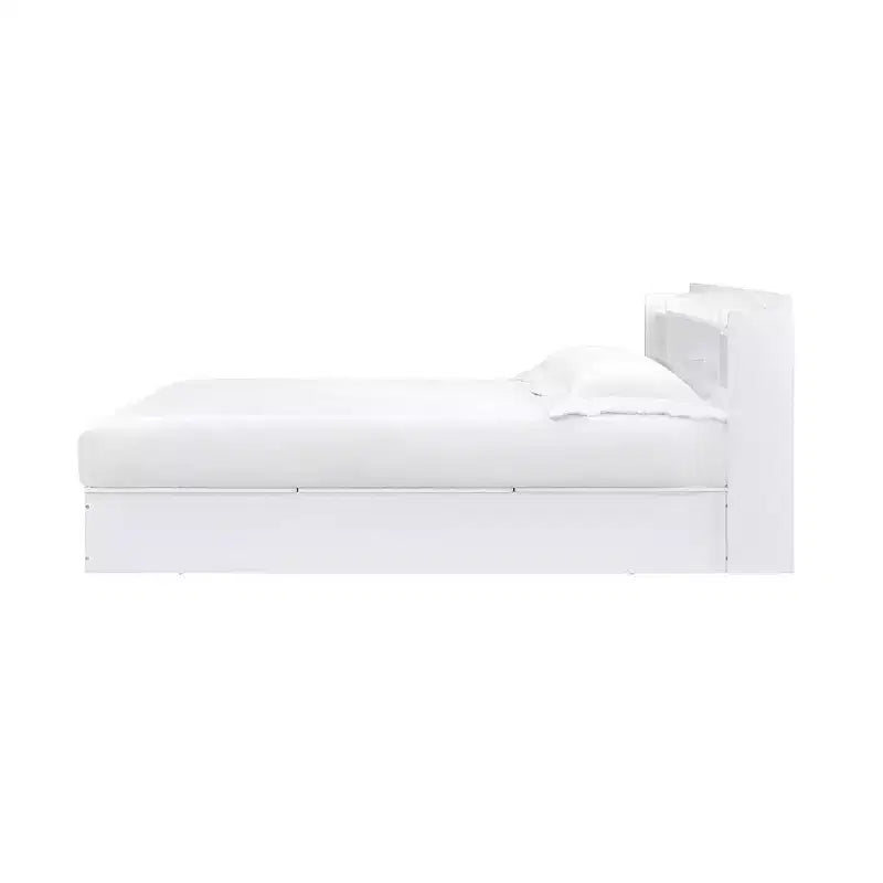 83" Queen Bed Bed White Finish